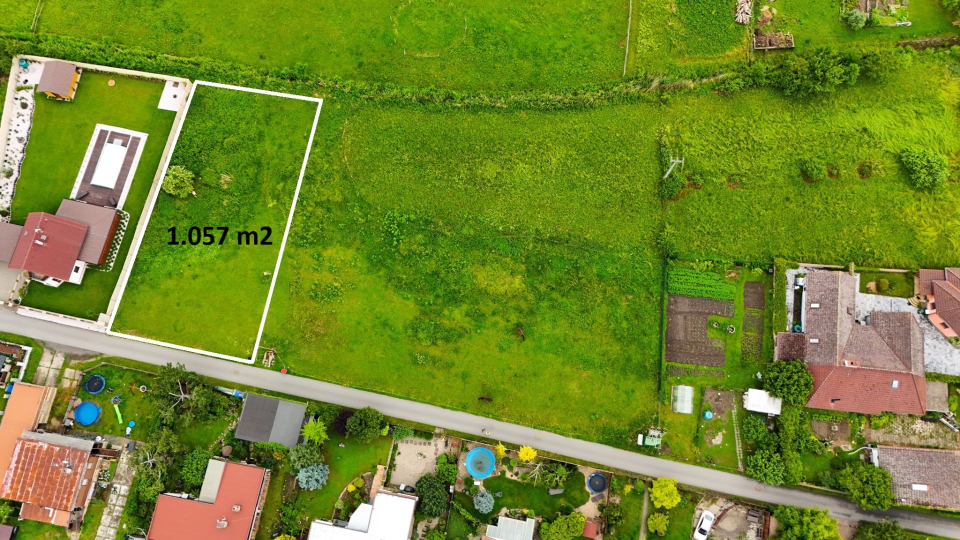 Pozemek 1.057m2 pro bydlení Smržov