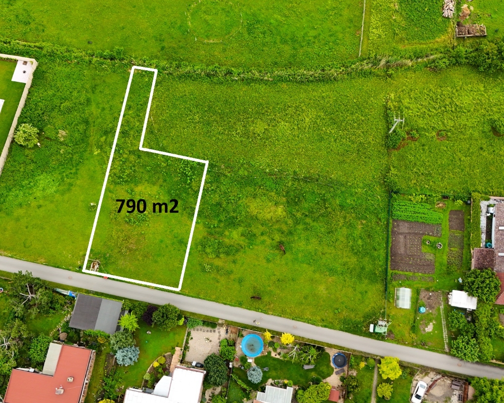 Prodej pozemku pro bydlení 790m2 Smržov